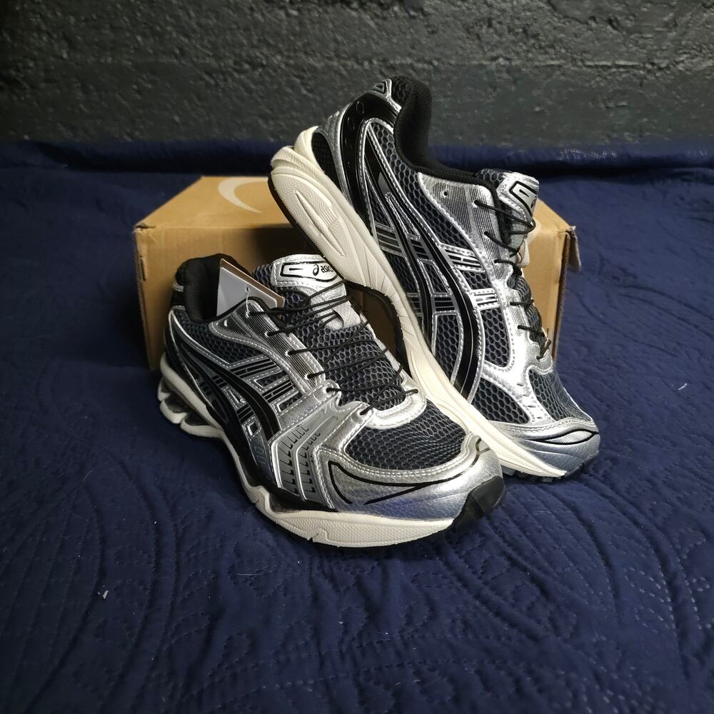 Asics Gel Kayano 14 Black Pure Silver Deadstock Mens Size 8.5 Like New